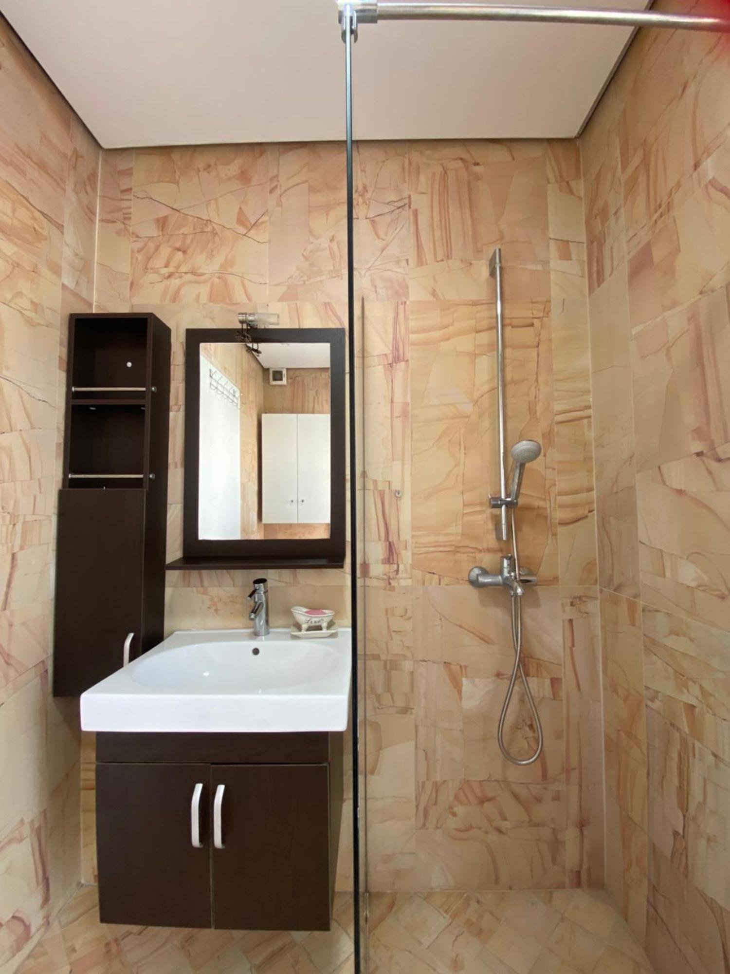 Valeur Center Penthouse Appartement Tirana